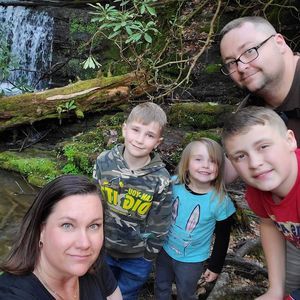 Meet your Posher, Candice